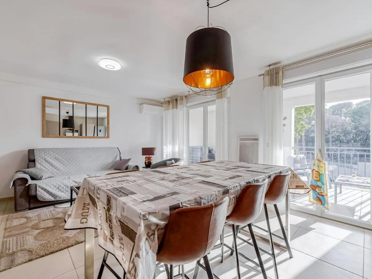 קבלייר-סור-מר Apartment Le Domaine-4 By Interhome